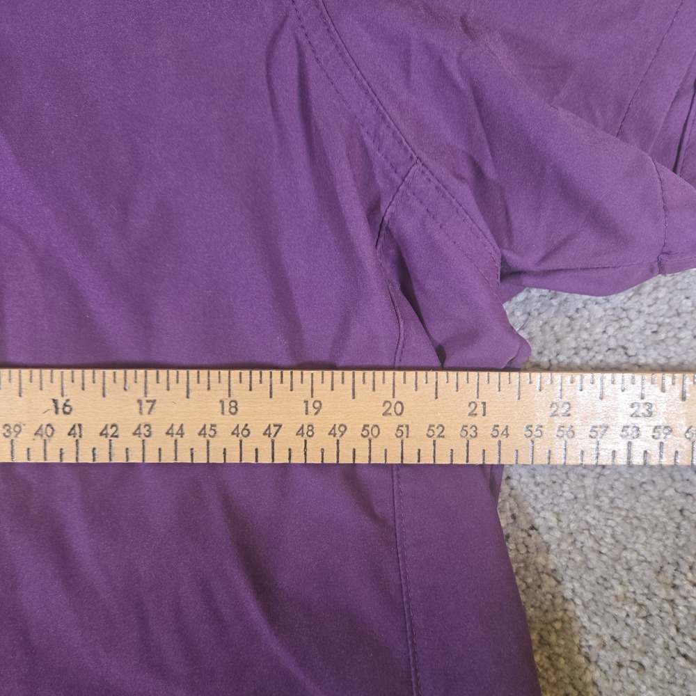 Carhartt Force Purple Scrub Top Size XL Short Sleeve V Neck Pockets - Picture 6 of 7
